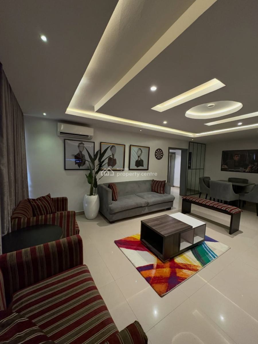 Scav  U3 X Spacious 3bedroom Apartment, Airport Road, Ikeja, Lagos, Flat / Apartment Short Let