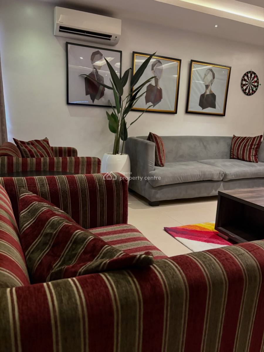 Scav  U3 X Spacious 3bedroom Apartment, Airport Road, Ikeja, Lagos, Flat / Apartment Short Let