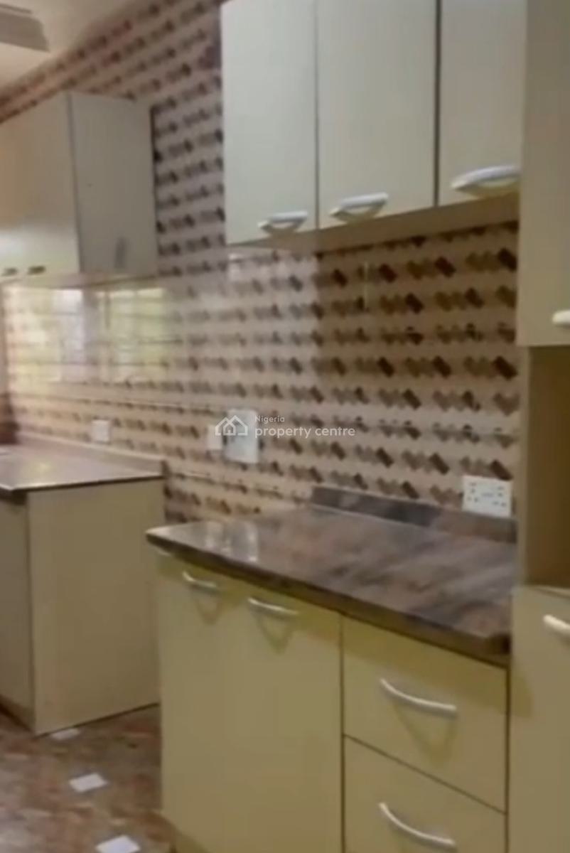 Nicely Finished 4 Bedrooms Terrace Serviced Duplex House, Paradise 3 Estate Chevron Drive, Lekki, Lagos, Terraced Duplex for Rent