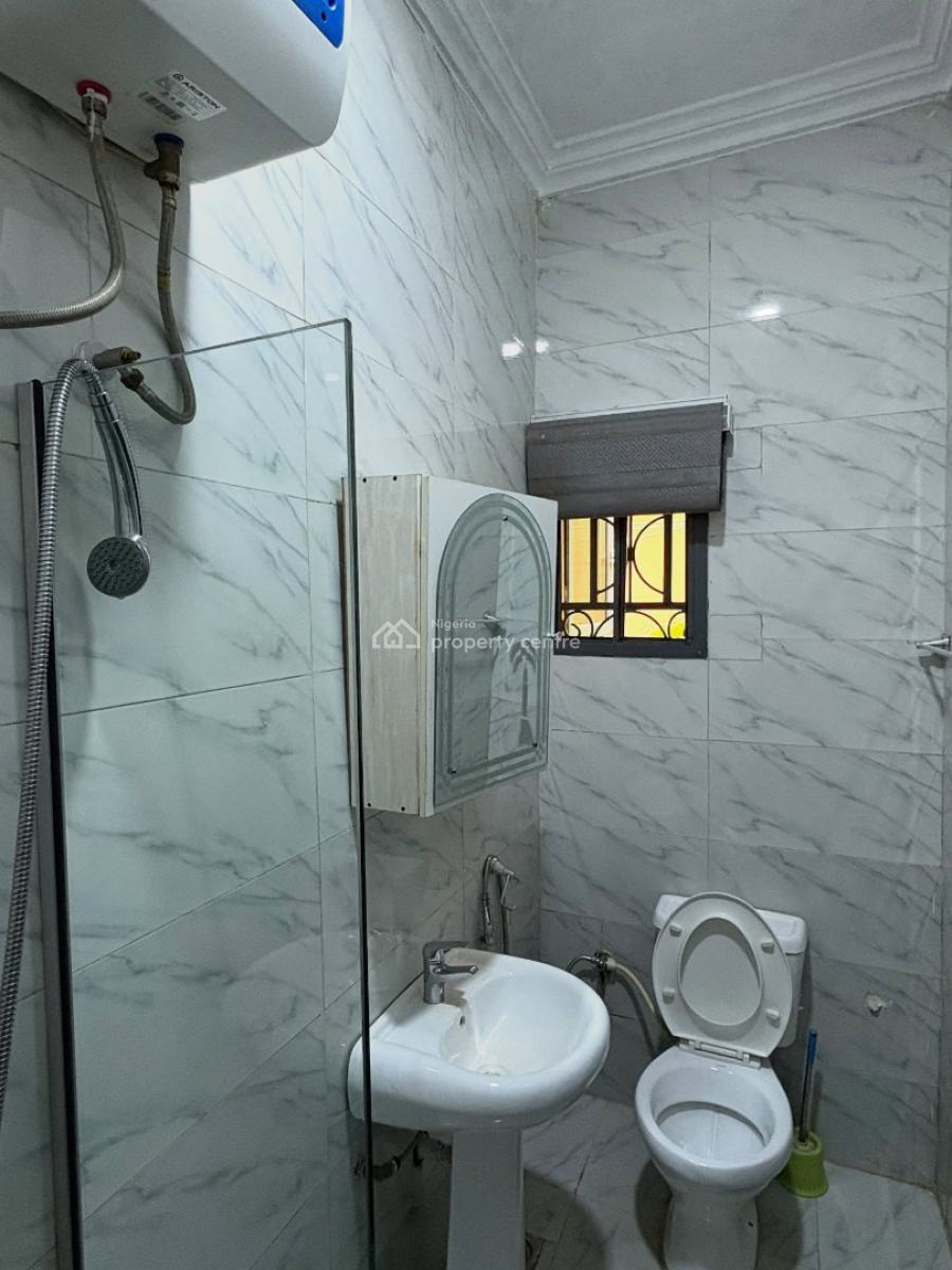 Scav Studio Penthouse, Governors Road, Ikotun, Lagos, Flat / Apartment Short Let