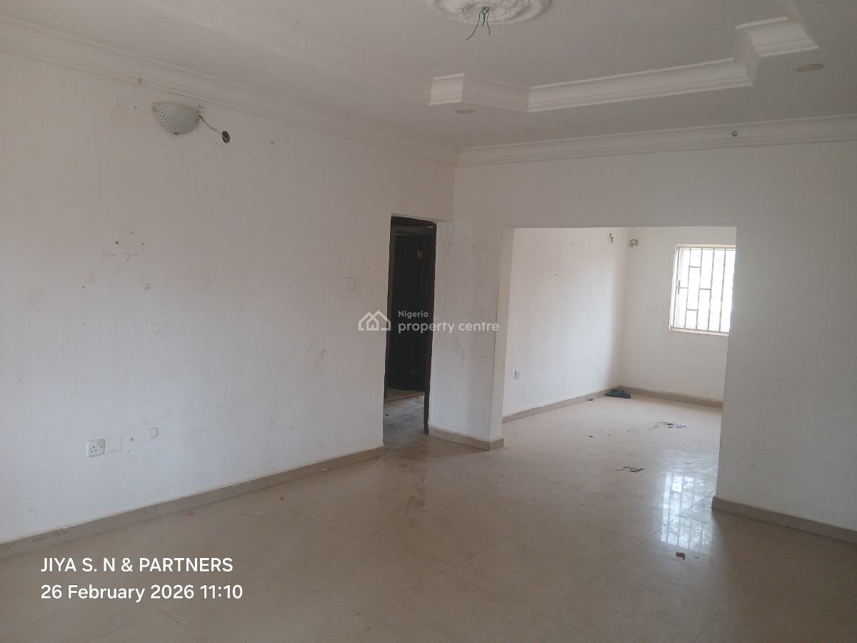2bedroom Semi Detached Bungalow Alone in The Compound, Sunnyvale Estate, Galadimawa, Abuja, Semi-detached Bungalow for Rent