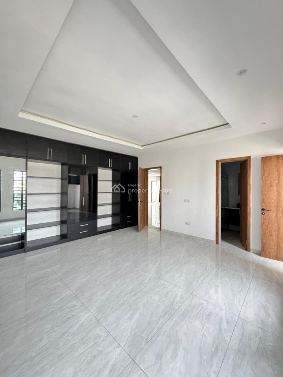 Newly Built 4 Bedroom Serviced Apartment with an Elevator and Pool, Lekki Phase 1 Lagos, Lekki, Lagos, Block of Flats for Sale