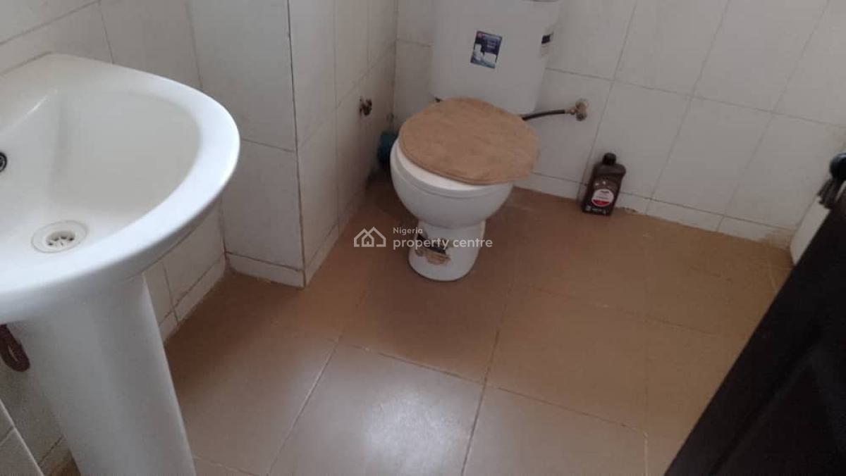 3 Bedroom Flat in a Nice and Spacious Compound, Close to Suncity Estate, Kaura, Abuja, Flat / Apartment for Rent