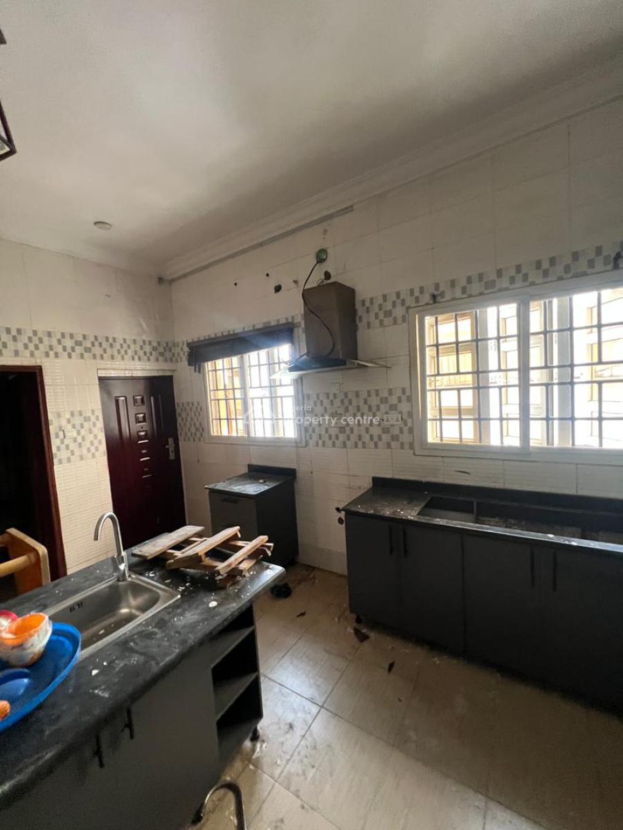 Newly Renovated 5-bedroom Fully Detached Duplex with Bq, Pinnock Beach Estate, Osapa, Lekki, Lagos, Detached Duplex for Rent