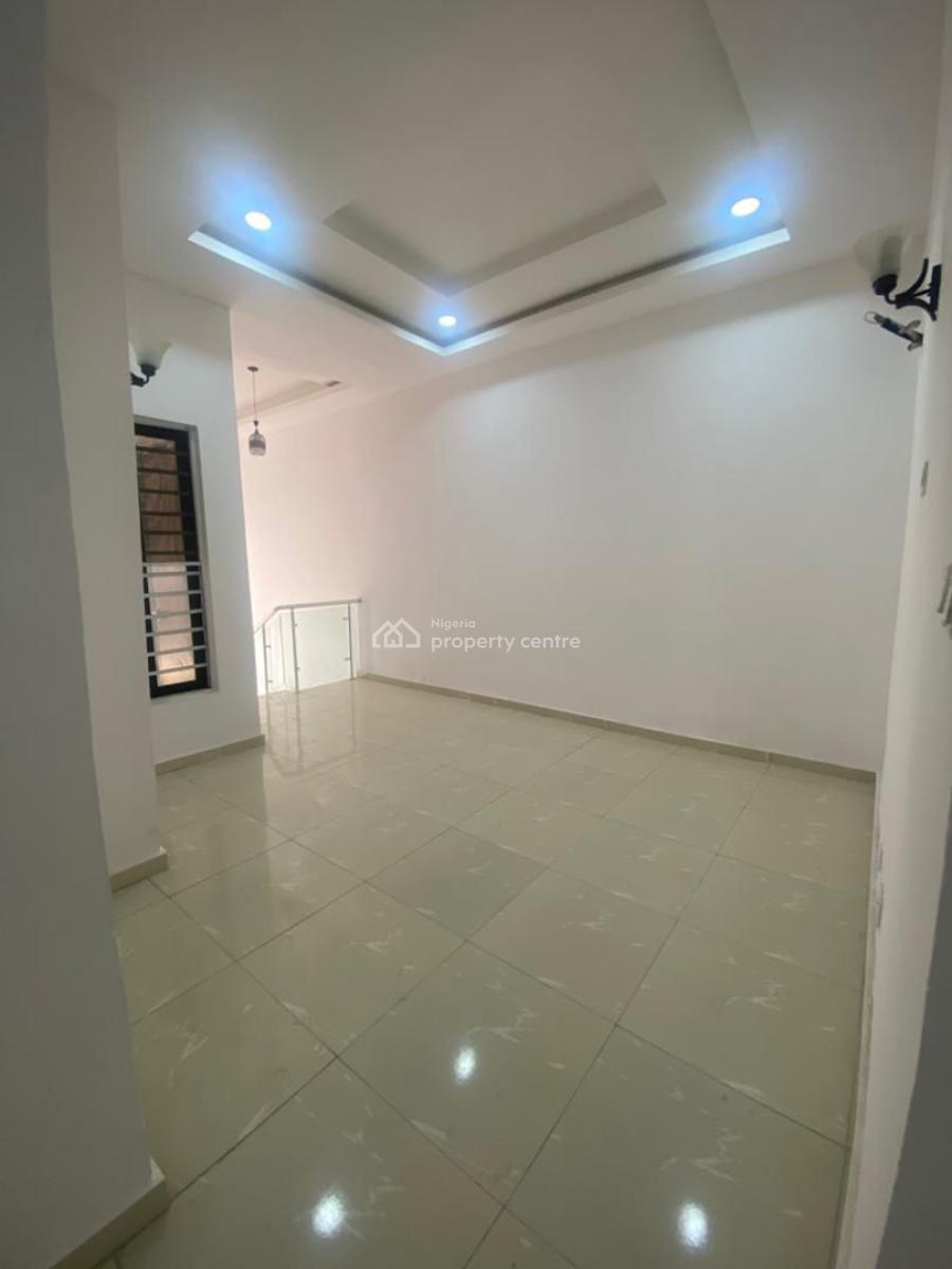 Spacious 4-bedroom Terrace Duplex with Fitted Kitchen & 18hrs Powe, Orchid Road, Lekki, Lagos, Terraced Duplex for Rent