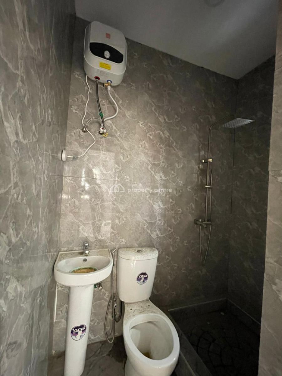 Newly Built 2bedrooms Apartment, Off Mobile Road Ilaje Ajah Lagos, Ajah, Lagos, Flat / Apartment for Rent