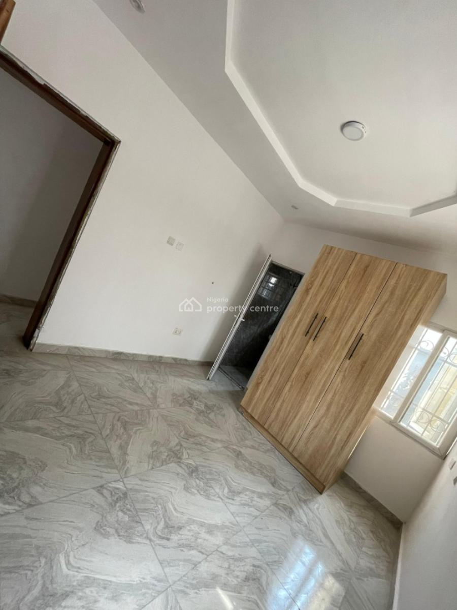 Newly Built 2bedrooms Apartment, Off Mobile Road Ilaje Ajah Lagos, Ajah, Lagos, Flat / Apartment for Rent