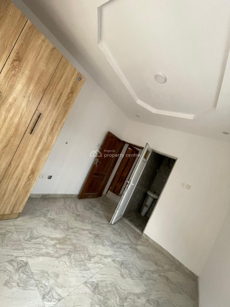 Newly Built 2bedrooms Apartment, Off Mobile Road Ilaje Ajah Lagos, Ajah, Lagos, Flat / Apartment for Rent