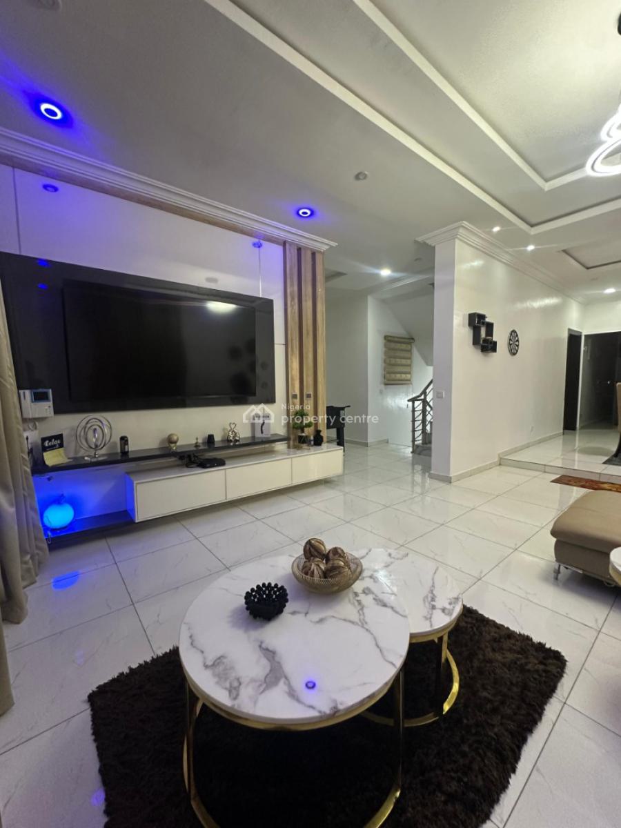 Beautiful 3 Bedroom Duplex with Swimming Pool, Ikeja Gra, Ikeja, Lagos, Flat / Apartment Short Let