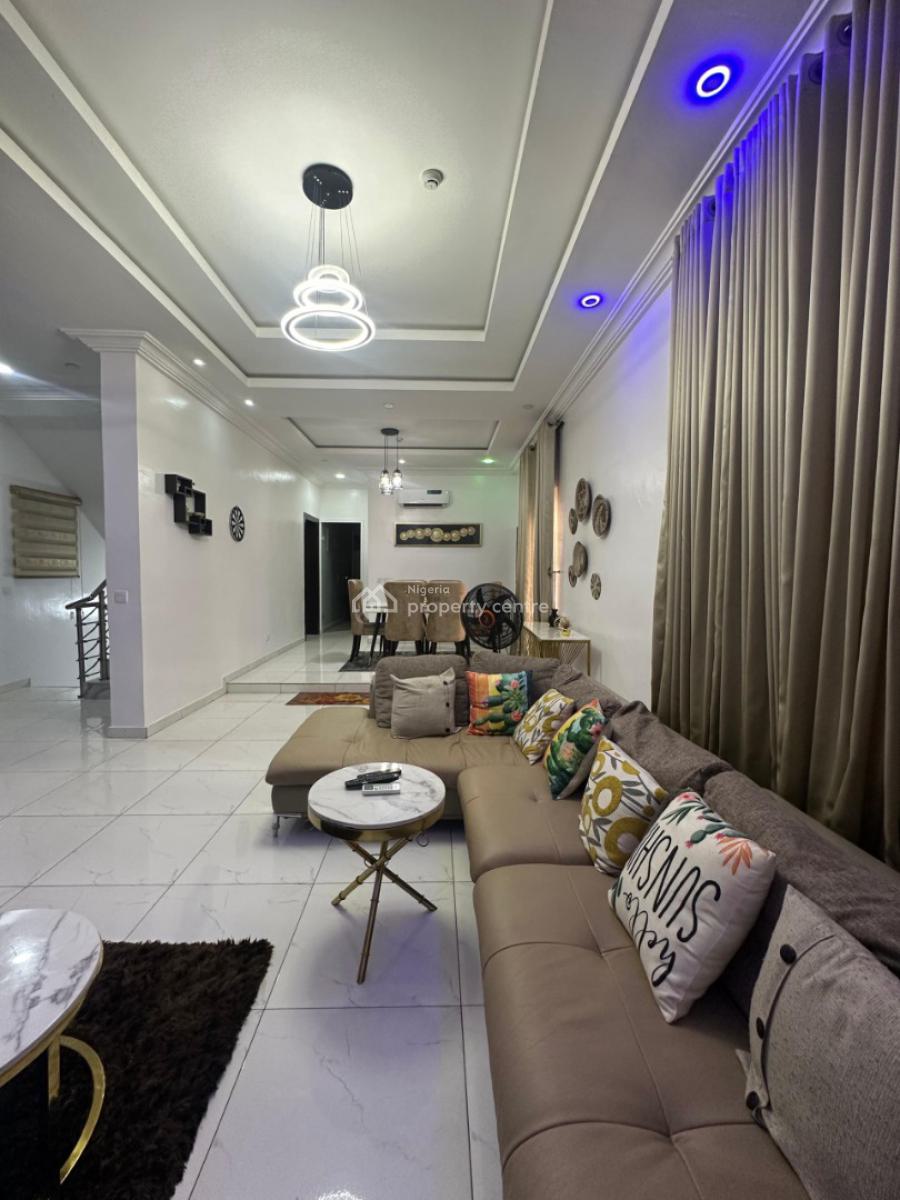 Beautiful 3 Bedroom Duplex with Swimming Pool, Ikeja Gra, Ikeja, Lagos, Flat / Apartment Short Let