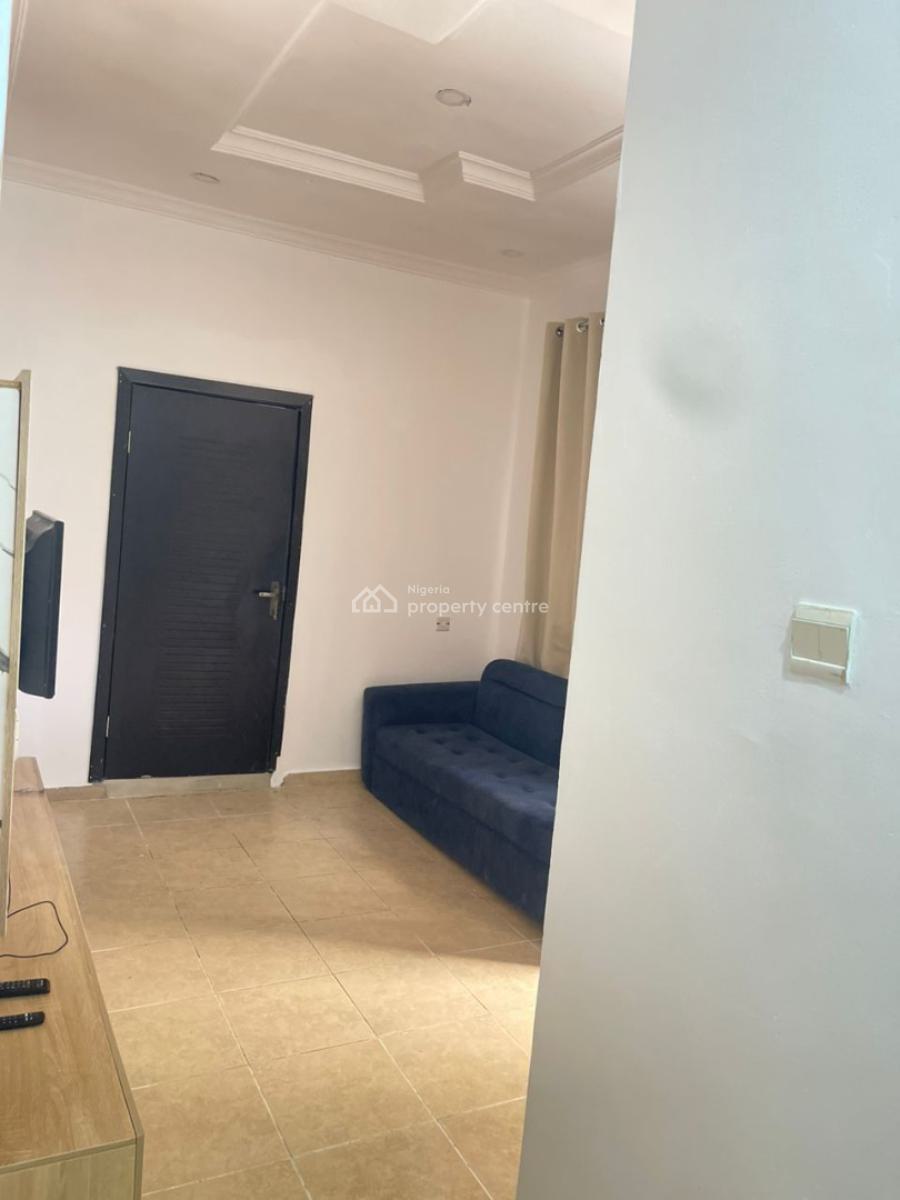 One Bedroom Fully Serviced, Osapa, Lekki, Lagos, Mini Flat (room and Parlour) for Rent