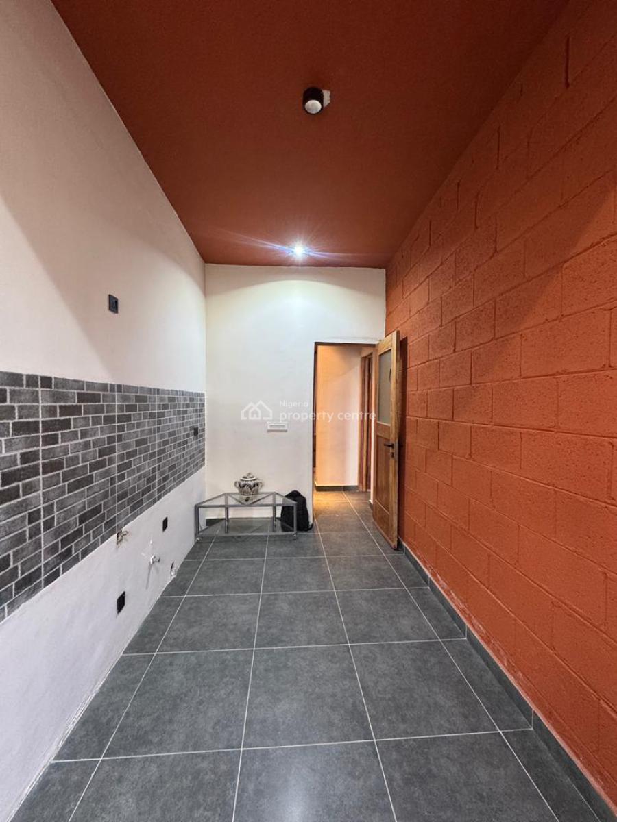 Investment Worthy 3 Bedroom Apartment  Perfect, Lekki Phase 1, Lekki, Lagos, Flat / Apartment for Sale