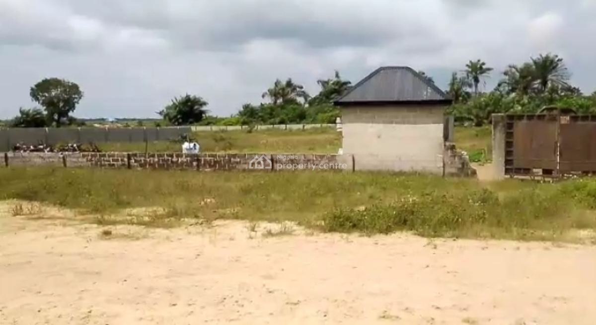 Buy and Build Plot, Less Than 2 Mins From The Lekki Epe Expressway, Elerangbe Bus-stop, Eleranigbe, Ibeju Lekki, Lagos, Land for Sale