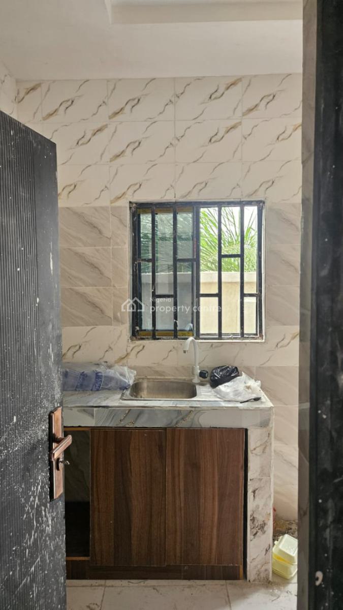 Brand New 2 Bedroom Luxury Apartment, Alahun Before Onosa, Ibeju, Lagos, Flat / Apartment for Rent
