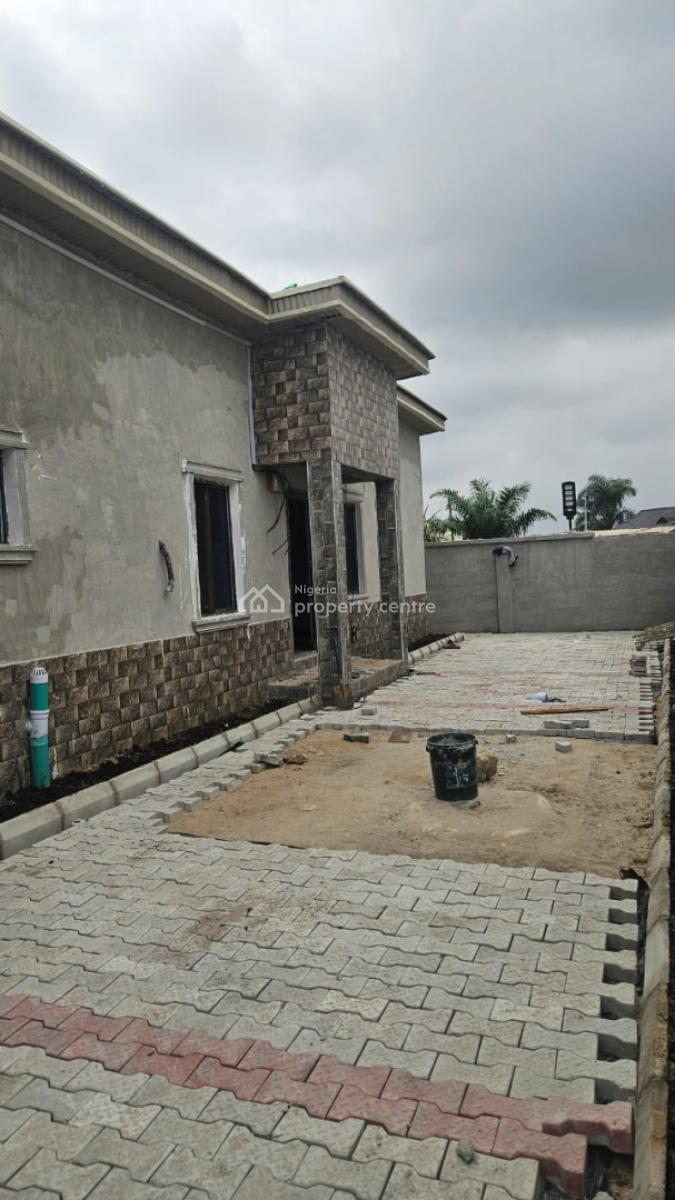 Brand New 2 Bedroom Luxury Apartment, Alahun Before Onosa, Ibeju, Lagos, Flat / Apartment for Rent