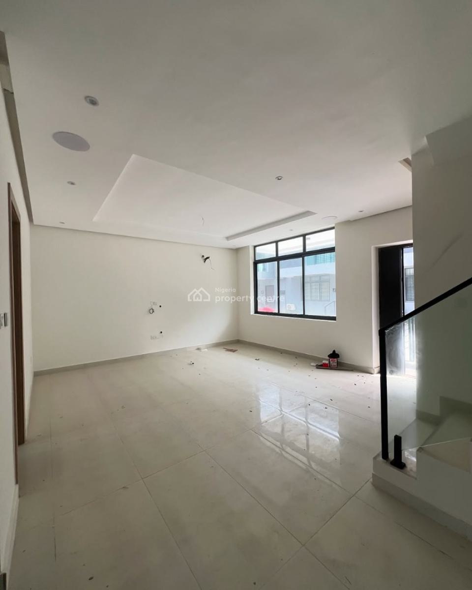 4 Bedroom Terrace Duplex, New Road, Lekki, Lagos, Terraced Duplex for Rent