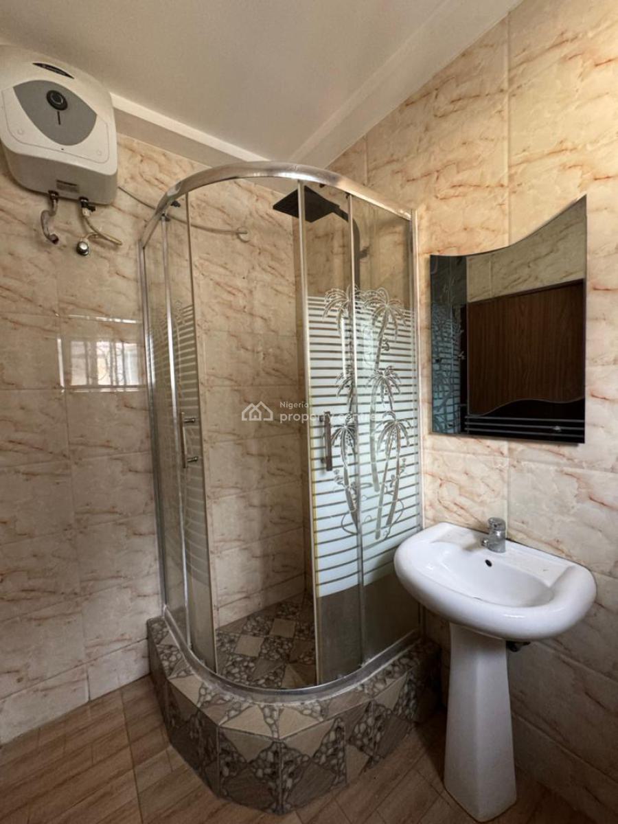 Well-maintained 2-bedroom Terrace Duplex, Lekki, Lekki Phase 1, Lekki, Lagos, Terraced Duplex for Rent