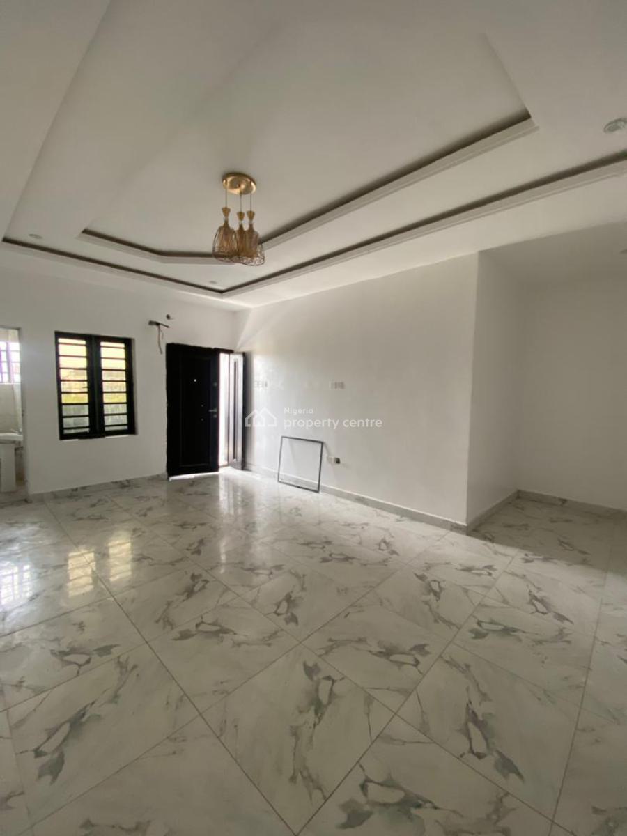 Self-serviced 2 Bedroom En-suite Flat with Fitted Kitchen Cabinets/hea, Sangotedo, Ajah, Lagos, Flat / Apartment for Rent