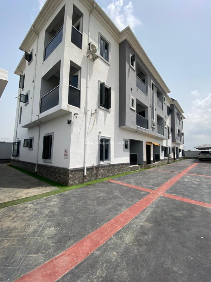 Self-serviced 2 Bedroom En-suite Flat with Fitted Kitchen Cabinets/hea, Sangotedo, Ajah, Lagos, Flat / Apartment for Rent