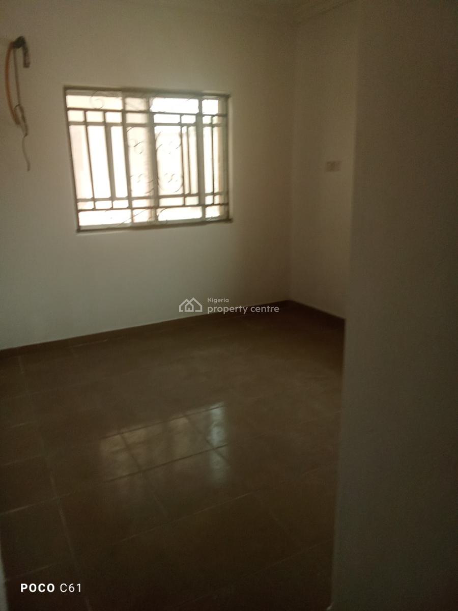 Clean Spacious 3 Bedroom Flat, Sangotedo Lekki, Sangotedo, Ajah, Lagos, Flat / Apartment for Rent