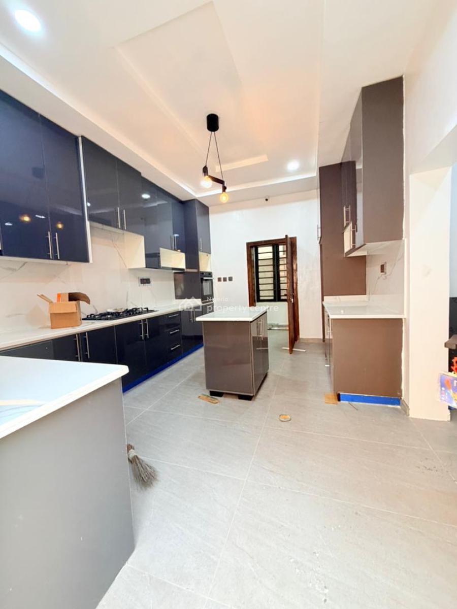 7 Bedroom Detached Duplex at Magodo Phase 2, Gra Phase 2, Magodo, Lagos, Detached Duplex for Sale