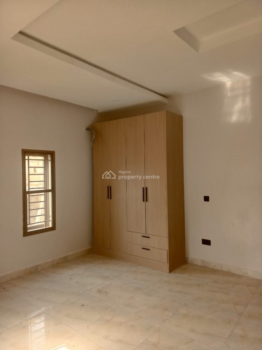 Newly & Spaciously Built 3 Bedroom Block of Flat, News Engineering, Dawaki, Gwarinpa, Abuja, Flat / Apartment for Rent