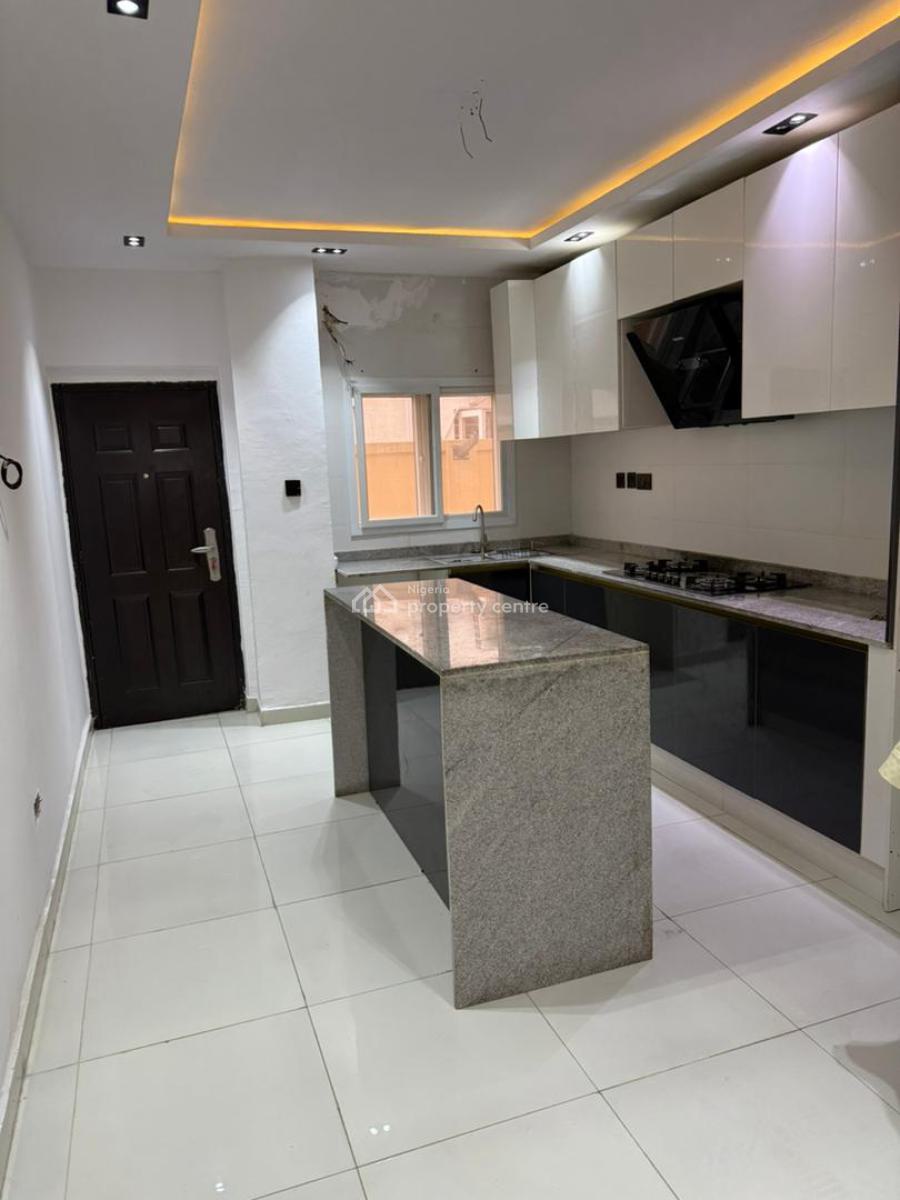 Unfurnished Six (6) Bedroom Detached Duplex, Serviced Estate on Chevron Drive, Lekki, Lagos, Detached Duplex for Rent