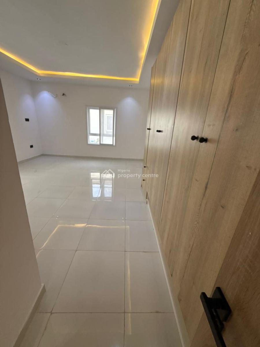 Unfurnished Six (6) Bedroom Detached Duplex, Serviced Estate on Chevron Drive, Lekki, Lagos, Detached Duplex for Rent