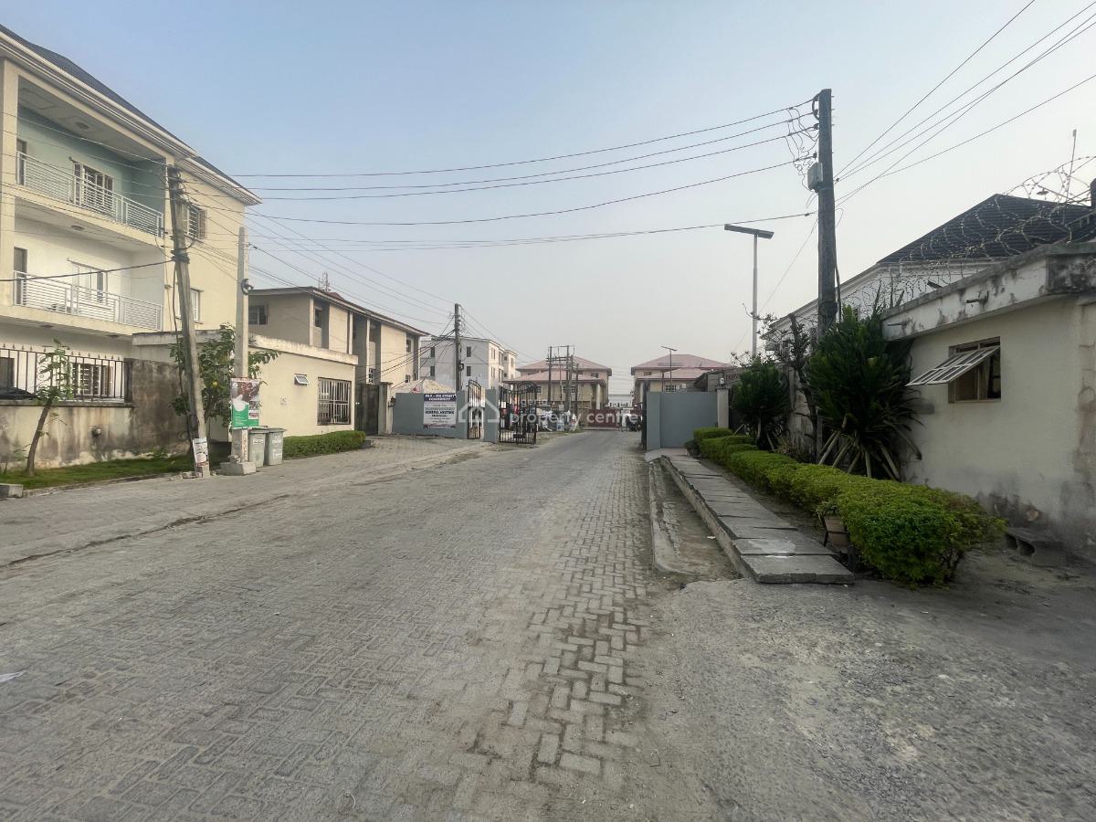 Mini Flat in Ikate Lekki, Lagos Nigeria, Ikate Lekki, Lagos Nigeria, Lekki, Lagos, Mini Flat (room and Parlour) for Rent