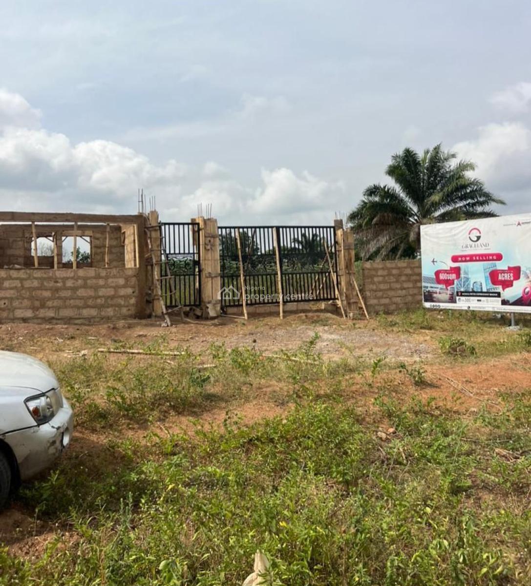 Plots and Acres of Residential Land, Along Moniya-iseyin Expressway, Ibadan, Oyo, Residential Land for Sale