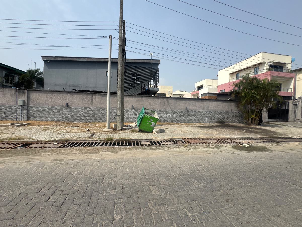 Land in a Secured Environment, Lekki Phase 1, Lekki, Lagos, Residential Land for Sale