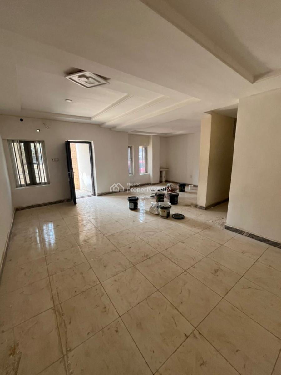 Spacious Two Bedroom Flat, Gaduwa, Abuja, Flat / Apartment for Rent