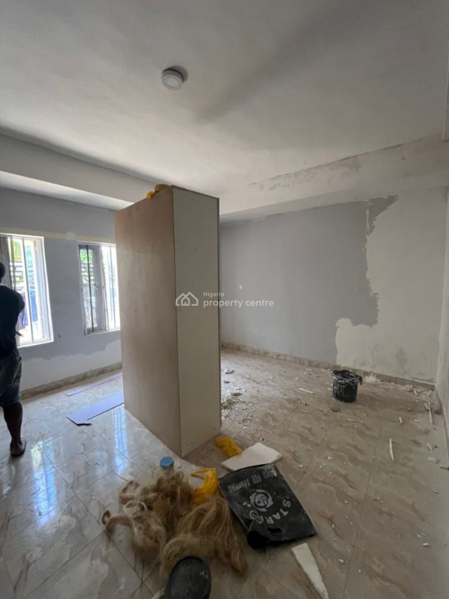 Spacious Two Bedroom Flat, Gaduwa, Abuja, Flat / Apartment for Rent