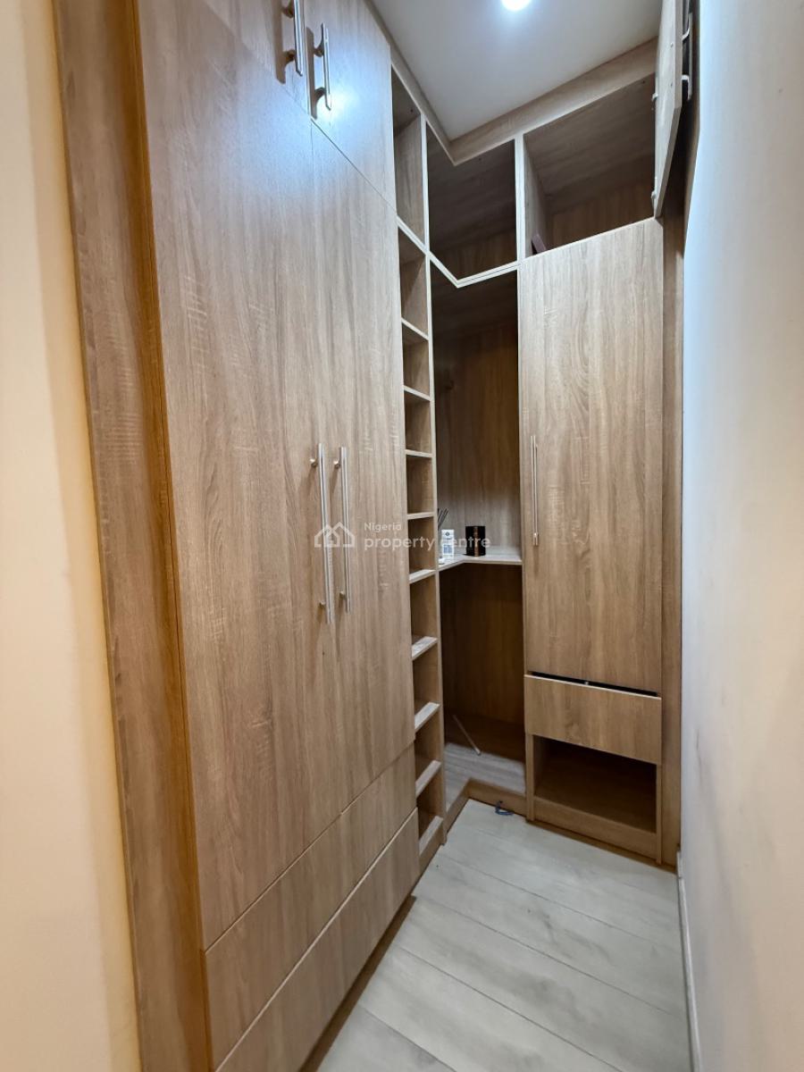 Three Bedroom Apartment with Maids Room, Victoria Island (vi), Lagos, Flat / Apartment for Rent