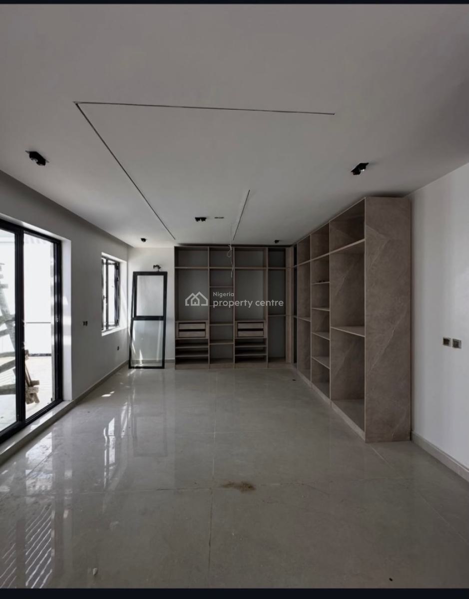 5 Bedroom House with a Pool and Bq, Lekki Phase 1, Lekki, Lagos, Detached Duplex for Sale