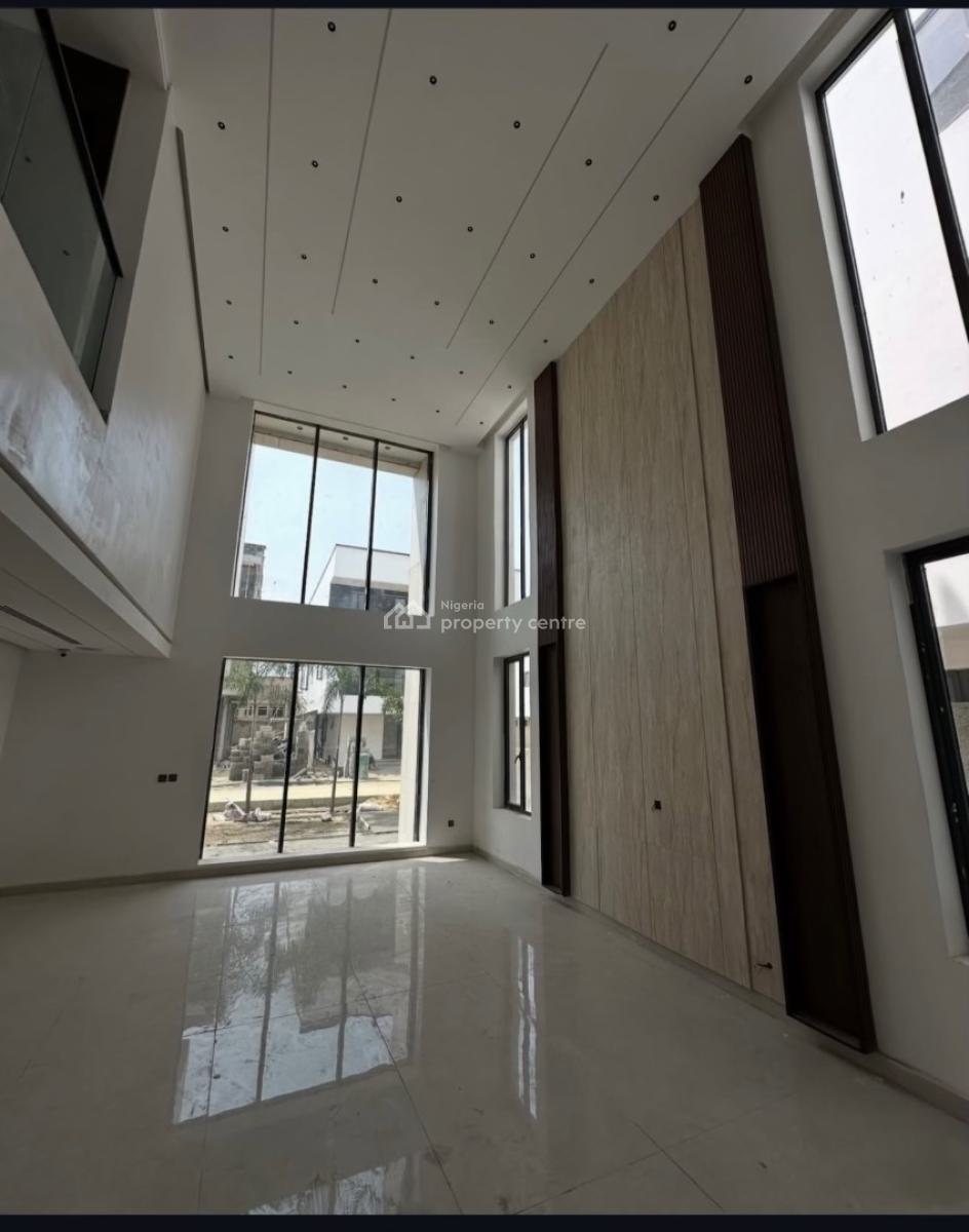 5 Bedroom House with a Pool and Bq, Lekki Phase 1, Lekki, Lagos, Detached Duplex for Sale