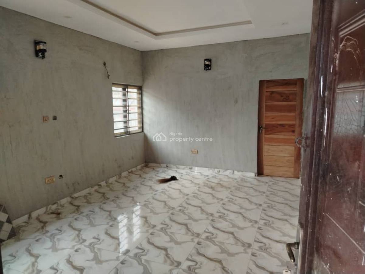 Newly Built 2bedroom Flat, Afuye Bus Stop, Offin Via Igbogbo, Igbogbo, Ikorodu, Lagos, Flat / Apartment for Rent