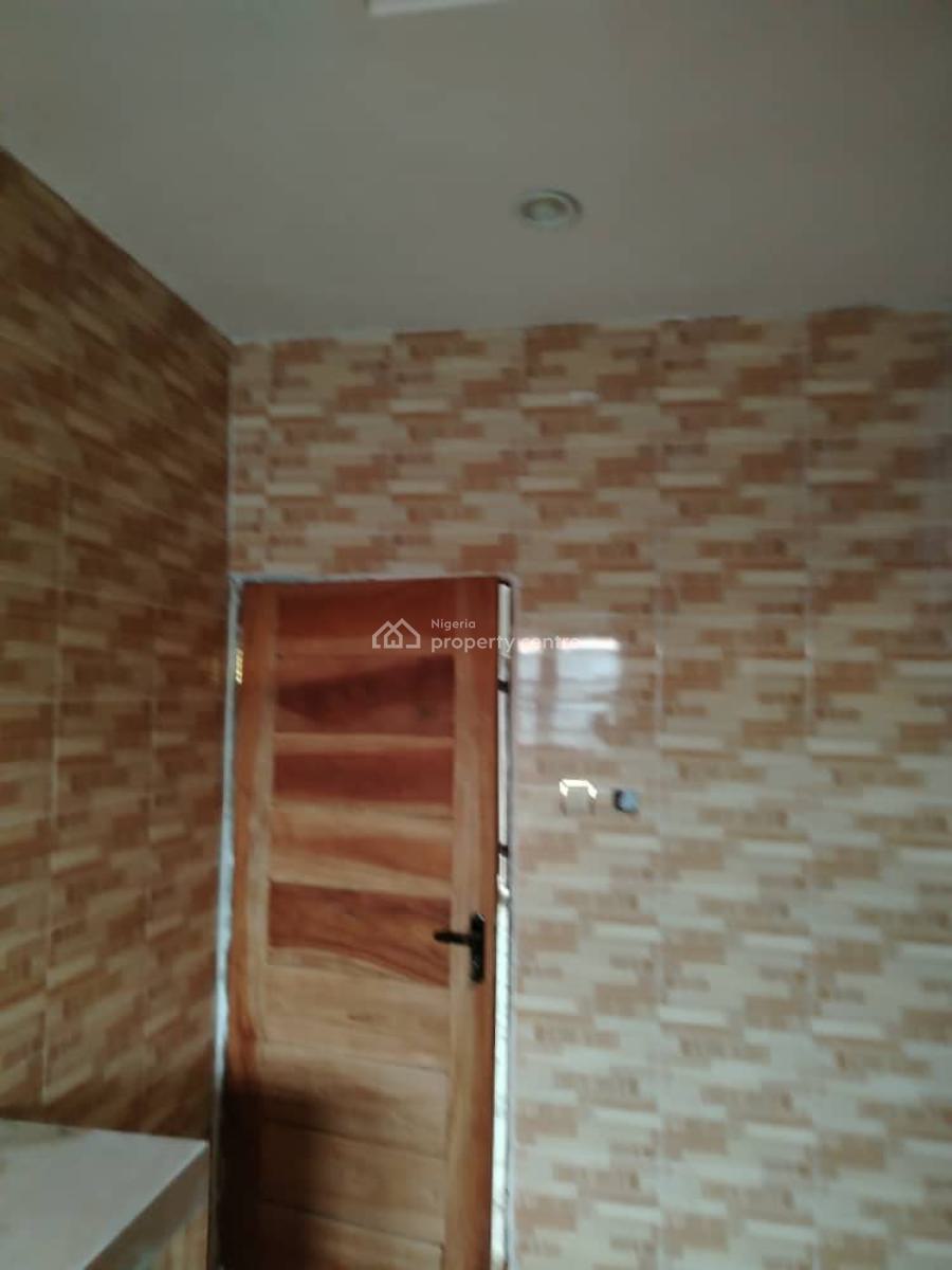 Newly Built 2bedroom Flat, Afuye Bus Stop, Offin Via Igbogbo, Igbogbo, Ikorodu, Lagos, Flat / Apartment for Rent