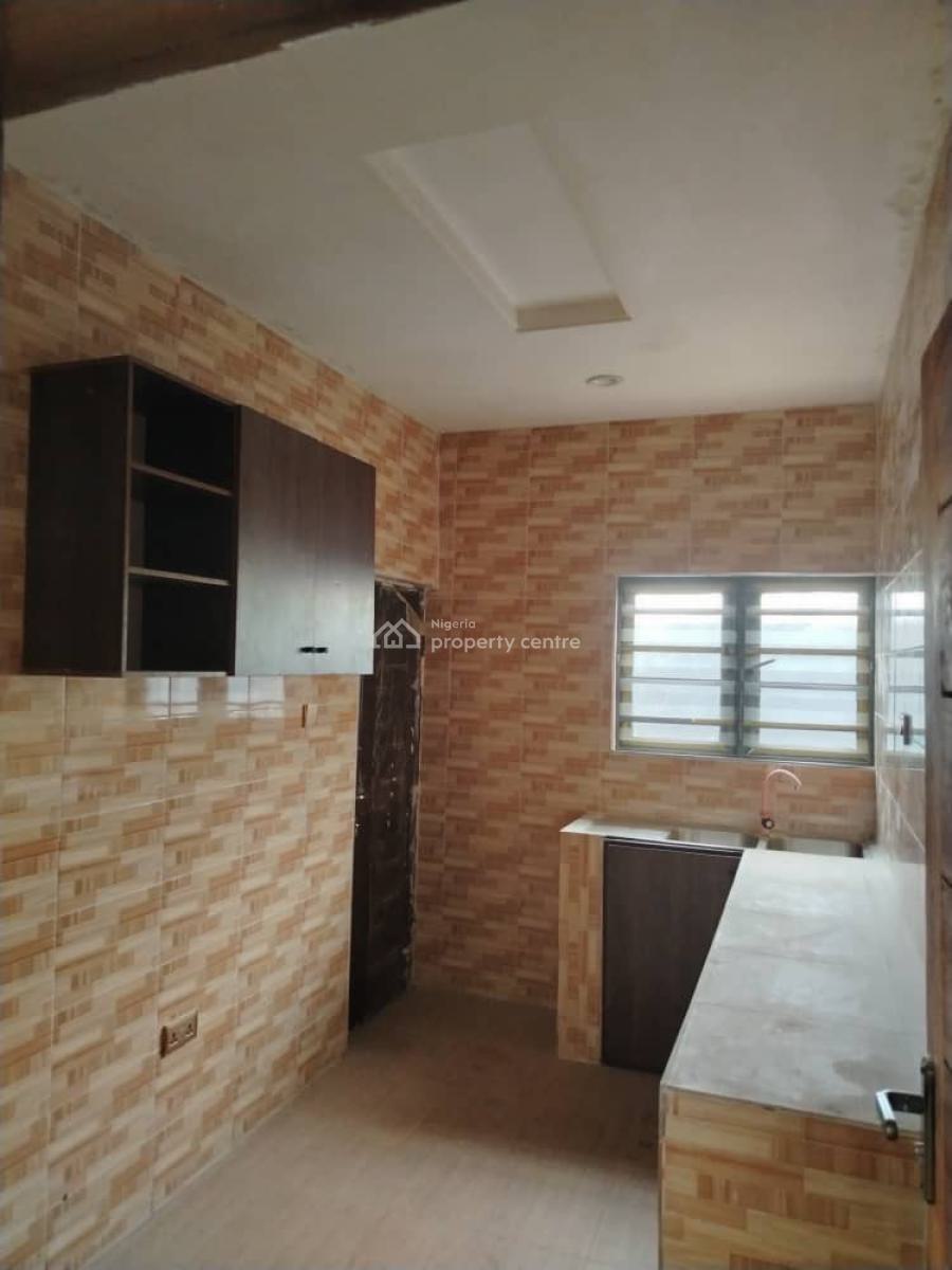 Newly Built 2bedroom Flat, Afuye Bus Stop, Offin Via Igbogbo, Igbogbo, Ikorodu, Lagos, Flat / Apartment for Rent