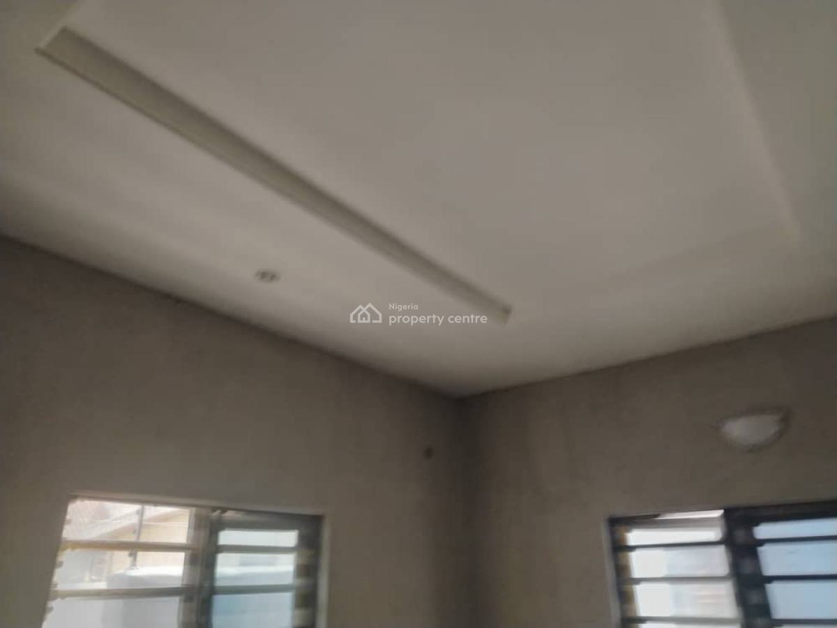 Newly Built 2bedroom Flat, Afuye Bus Stop, Offin Via Igbogbo, Igbogbo, Ikorodu, Lagos, Flat / Apartment for Rent