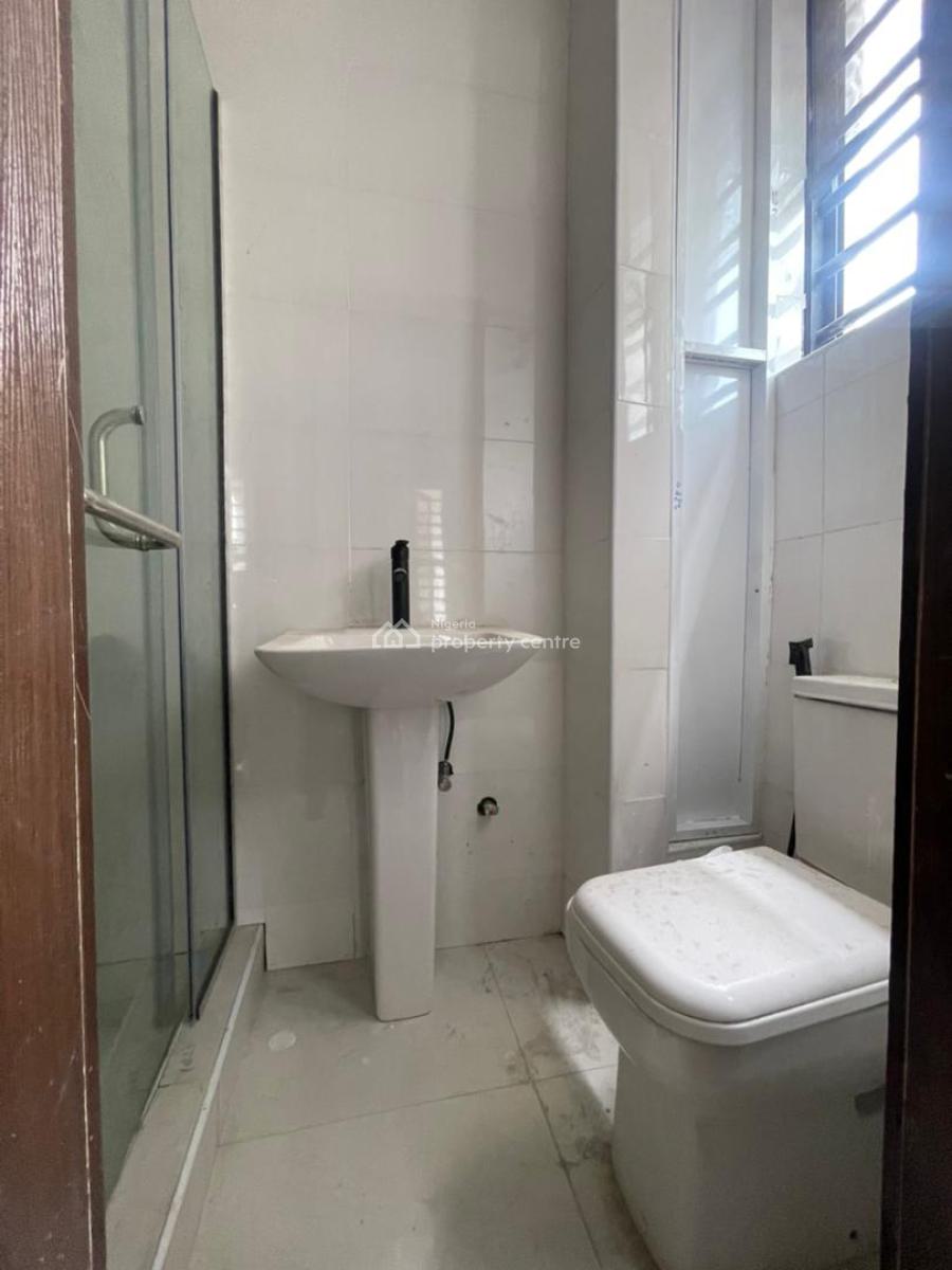 Luxury 2-bedroom Serviced Apartment, Ologolo, Lekki, Lagos, Ologolo, Lekki, Lagos, Flat / Apartment for Sale