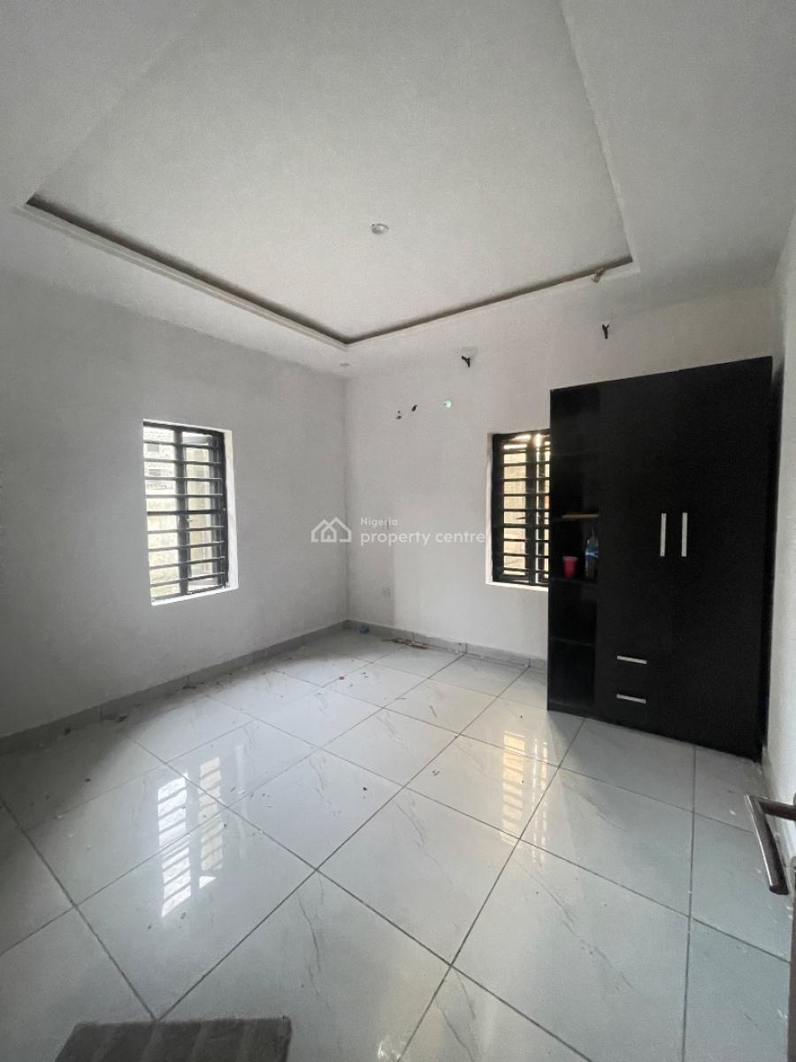 Standard 2 Bedroom Apartment Upstairs Inside Secured Estate, Located Inside Estate,all The Estate Is Fully Interlocked,, Sangotedo, Ajah, Lagos, Flat / Apartment for Rent