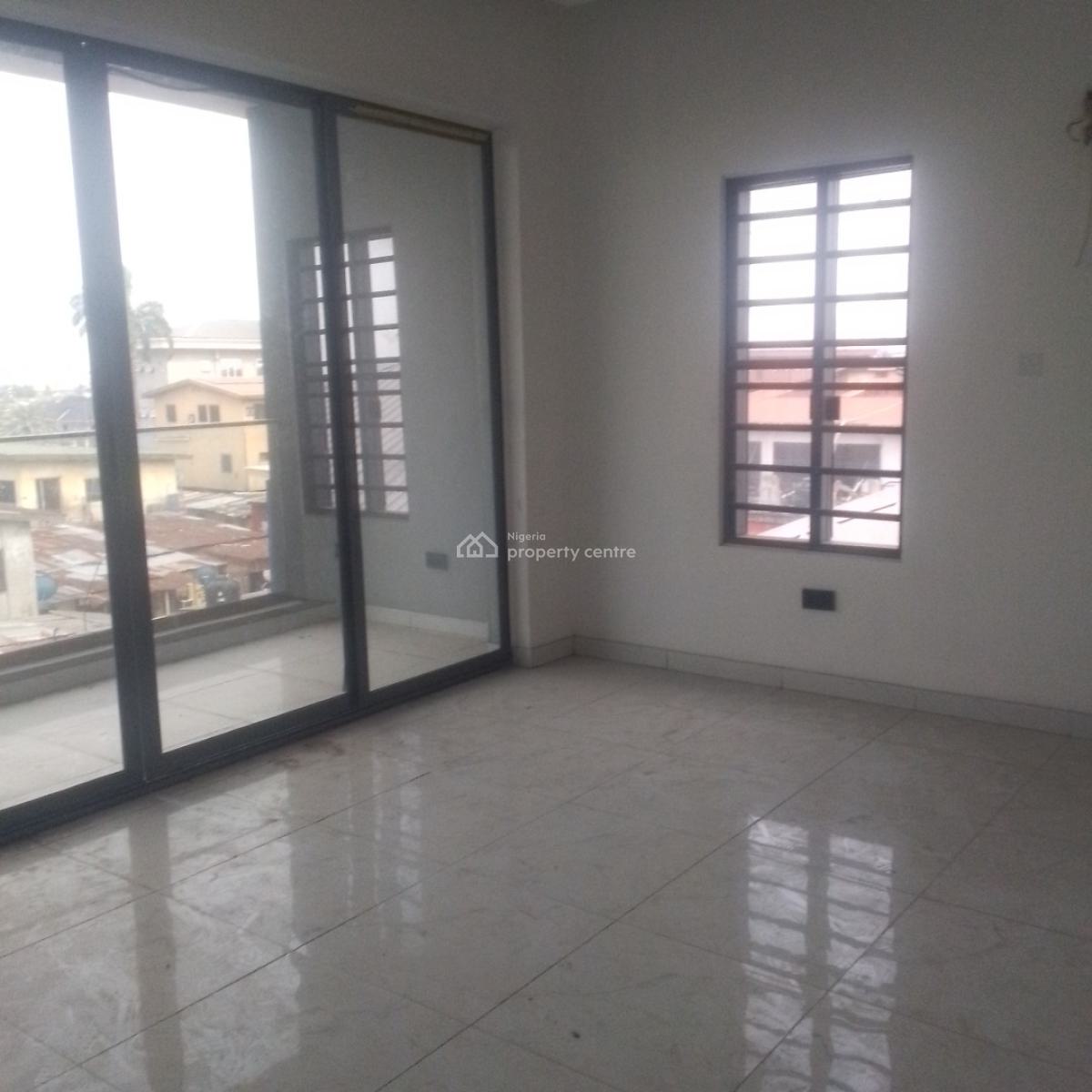 Tastefully 5bedroom Terrace House at Ajao Estate, Off International Airport Road Ajao Estate Lagos, Isolo, Lagos, Terraced Duplex for Sale