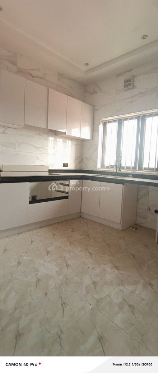 Brand New 3 Bedroom Flat in Phase 1, Lekki Right, Lekki Phase 1, Lekki, Lagos, Flat / Apartment for Rent