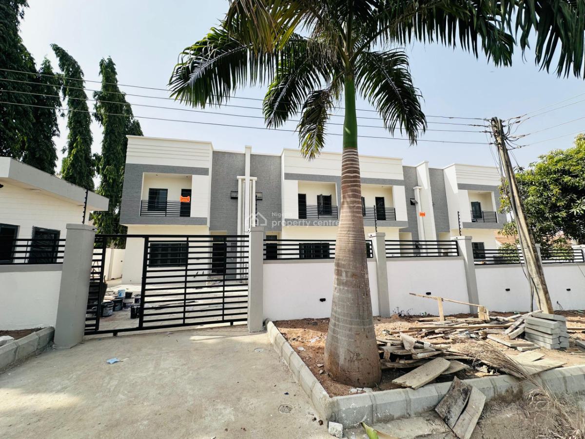 Tastefully Built 4bedroom Terrace Duplex with Bq, Gwarimpa Main, Gwarinpa, Abuja, Terraced Duplex for Sale