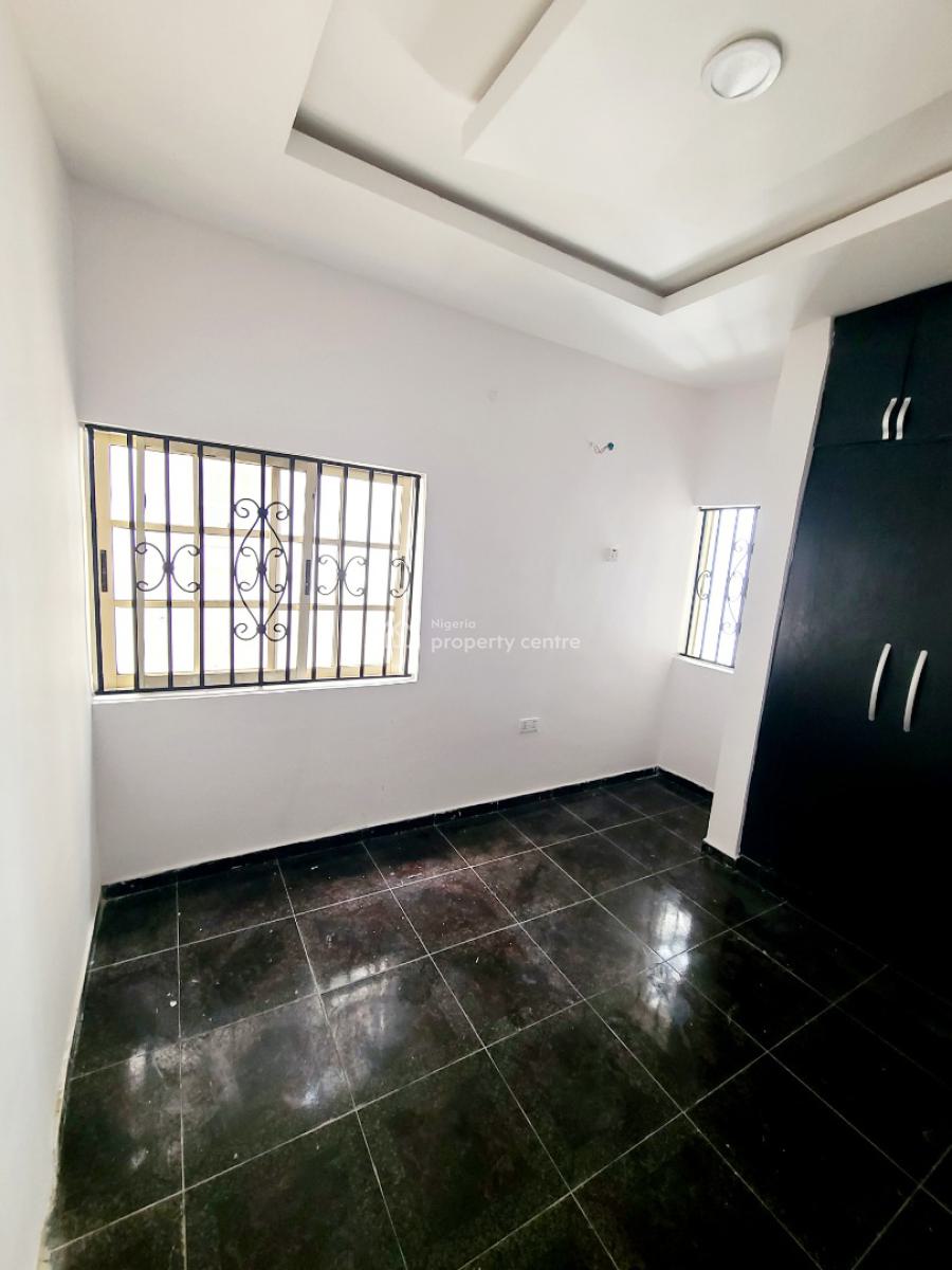 Newly Renovated Mini Flat/a Room & Parlour_upstairs, B4 Roundabout,orchid Road, Lekki, Lagos, Mini Flat (room and Parlour) for Rent