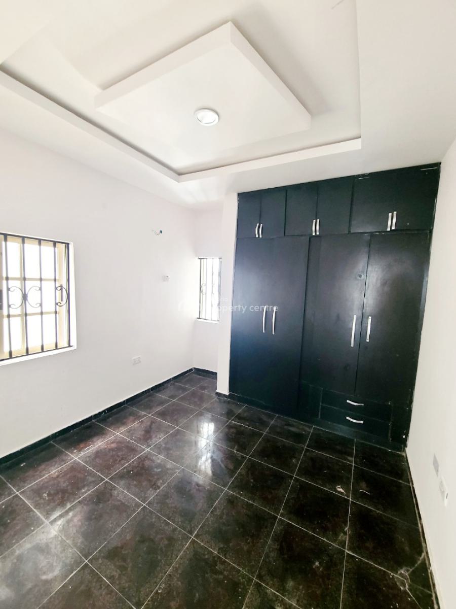 Newly Renovated Mini Flat/a Room & Parlour_upstairs, B4 Roundabout,orchid Road, Lekki, Lagos, Mini Flat (room and Parlour) for Rent