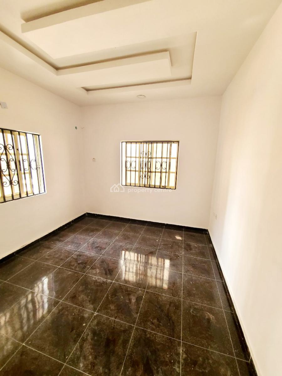 Newly Renovated Mini Flat/a Room & Parlour_upstairs, B4 Roundabout,orchid Road, Lekki, Lagos, Mini Flat (room and Parlour) for Rent