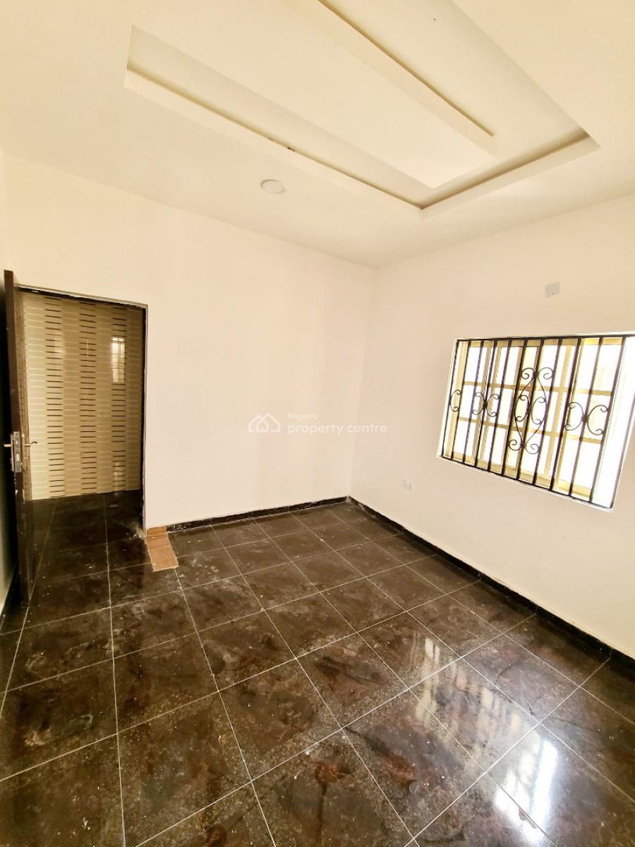 Newly Renovated Mini Flat/a Room & Parlour_upstairs, B4 Roundabout,orchid Road, Lekki, Lagos, Mini Flat (room and Parlour) for Rent