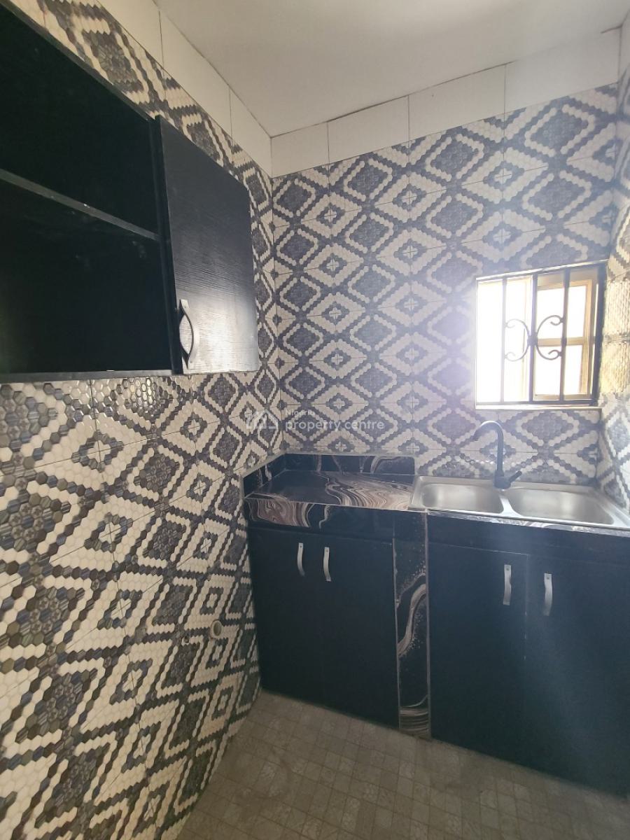 Newly Renovated Mini Flat/a Room & Parlour_upstairs, B4 Roundabout,orchid Road, Lekki, Lagos, Mini Flat (room and Parlour) for Rent